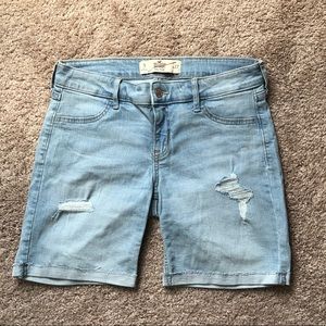 Hollister Bermuda shorts
